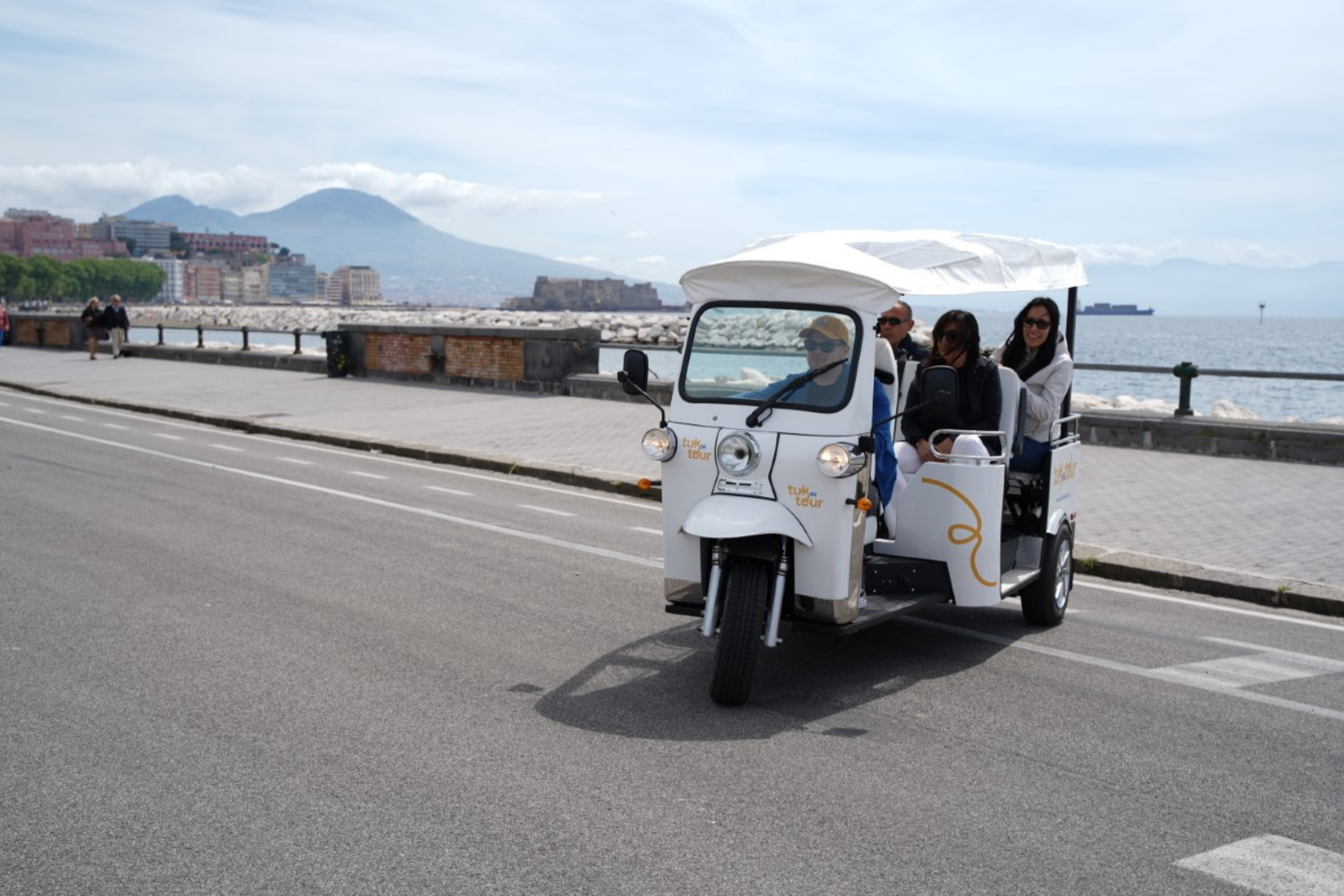 Napoli Tuk Tuk Experience